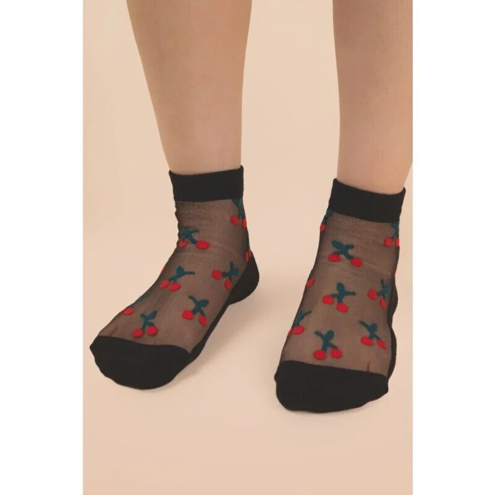 SC10033A-1 B Very J Cherry Embroidered Mesh Ankle Socks Black One Size
